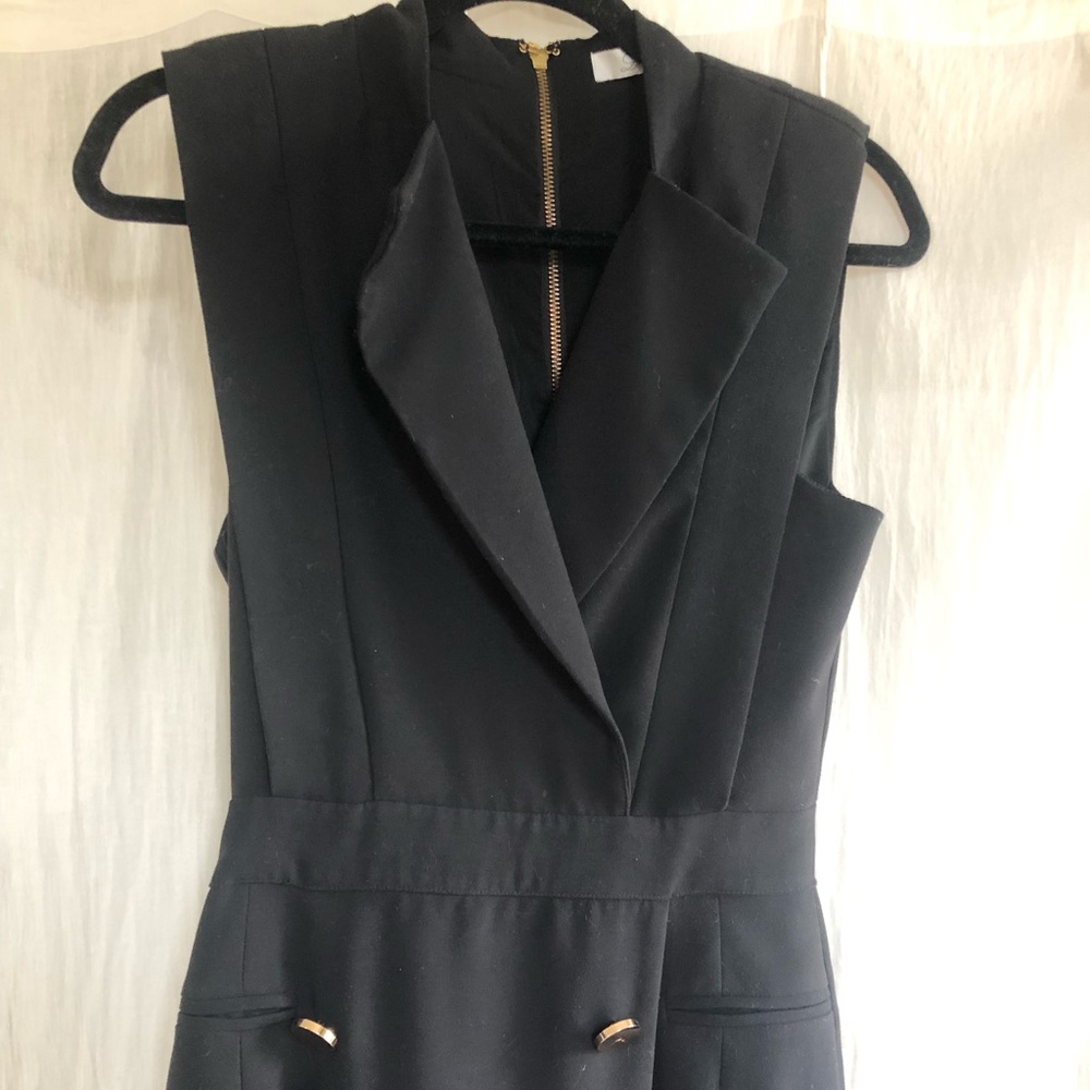 Lovers+friends Classy dress with shoulder pad